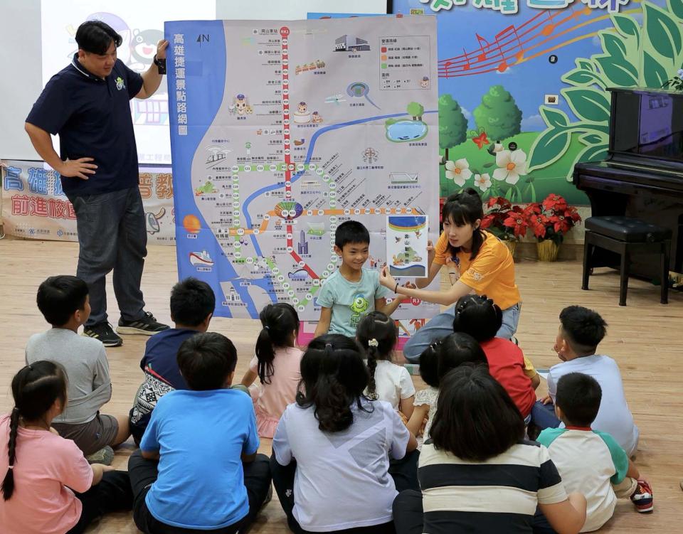 高捷科普教育列車公益宣講開抵甲仙區小林國小 攜手中鋼、聯邦銀行紮根環教
