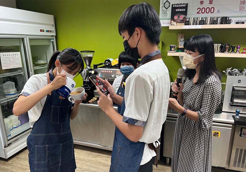 高餐大附中結盟印度綠洲學校 深化文化、教育、資訊共享交流互動