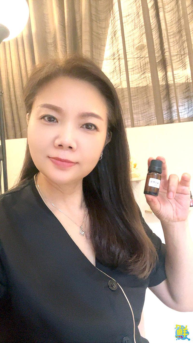 沐浴在美與健康的聖光中 沐恩美妍輕擁女性疲憊身心的朋友