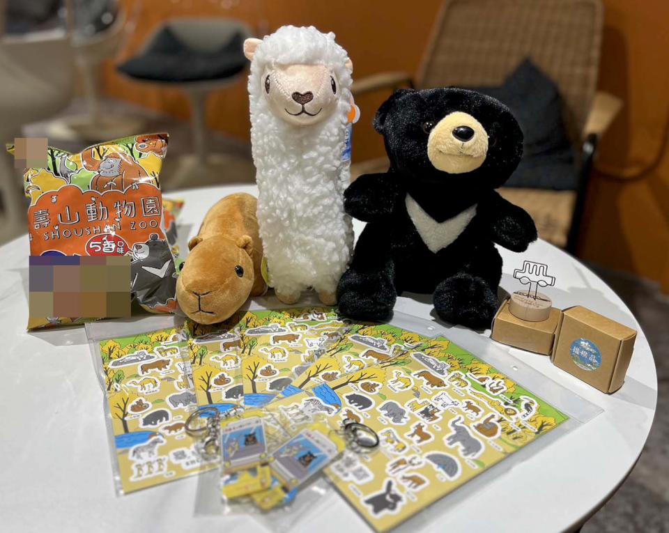 交通局取材壽山動物園打造56主題公車 學習單答題滿分戳動物明星玩偶等好禮