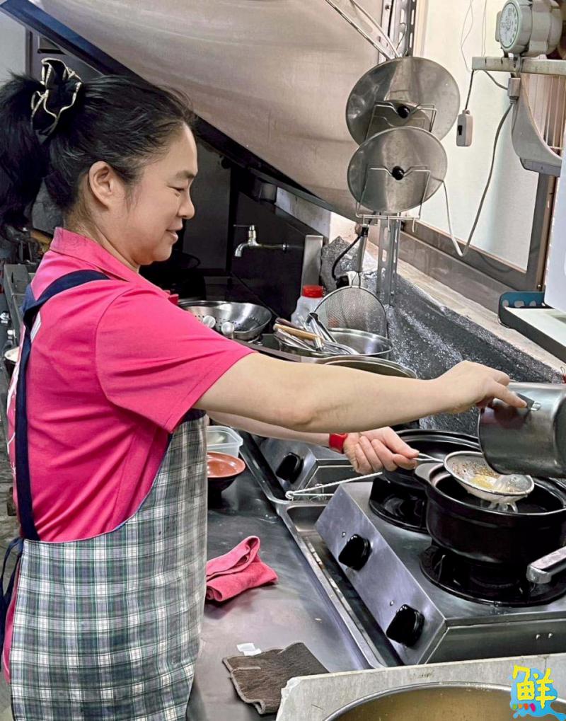 超人氣眷村家鄉味 澄村東北大餡水餃 豪邁渾圓餃子一吃就上癮