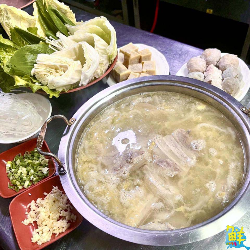 超人氣眷村家鄉味 澄村東北大餡水餃 豪邁渾圓餃子一吃就上癮