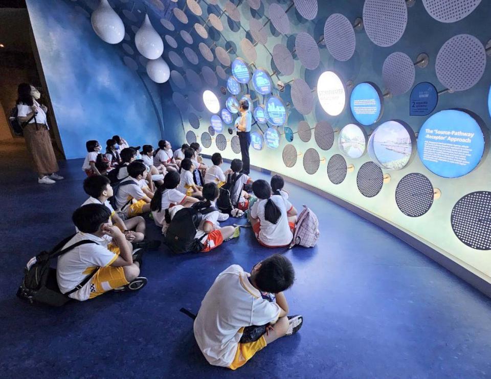 瑞祥國小前進新加坡光華學校觀課3天 教師交流平板應用數科學經驗
