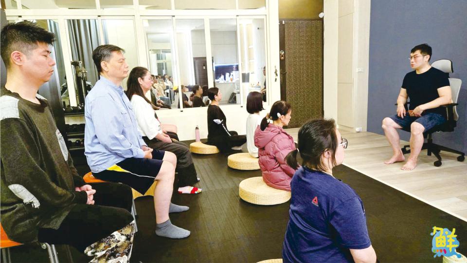 找回 聽見自己 的能力 動姿心靈教室從身體出發 走入心靈至深處