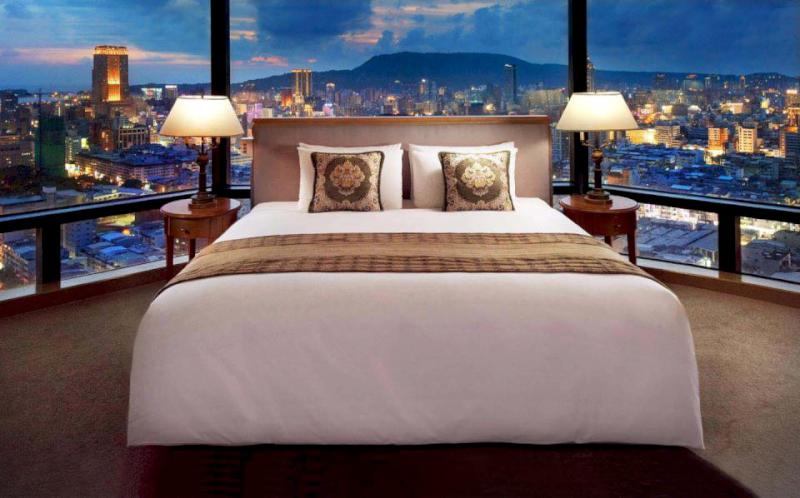 高雄寒軒國際大飯店19週年、高雄商旅15週年 同步推住房優惠加價升等