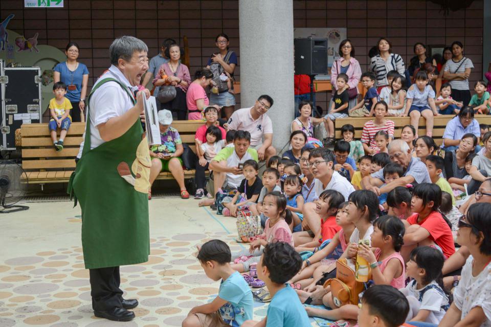 百年餅店9月21日續邀胖叔叔現身高市兒美館說中秋 推廣漢餅教育獲雜誌企業永續獎