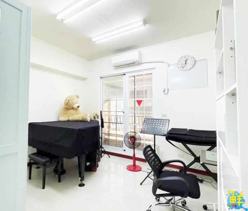 樂齡輕鬆學 千弦爵士鋼琴音樂藝術 輔佐您實現學琴美夢