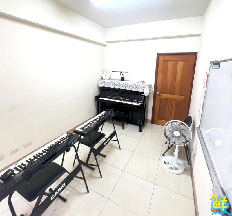 樂齡輕鬆學 千弦爵士鋼琴音樂藝術 輔佐您實現學琴美夢