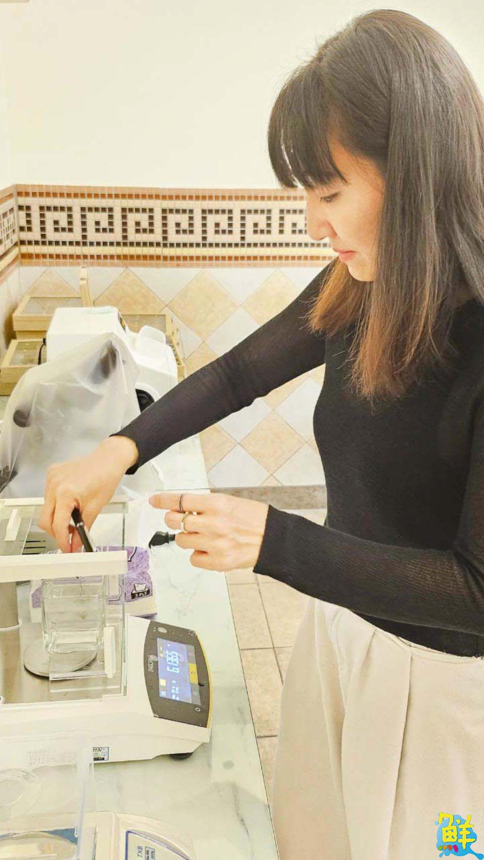 市場實務經驗最豐富講師陳龍博士 翡翠鑑定證照保證班 具台海兩岸翡翠鑑定師證照