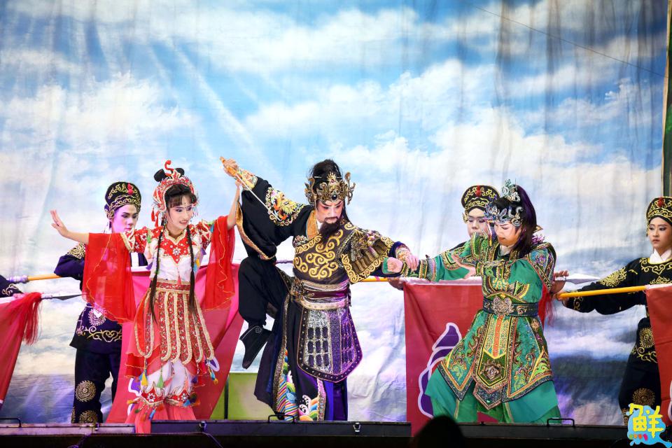 明華園第三代協力團隊 繡花園戲劇團 讓歌仔戲的傳奇再延續!