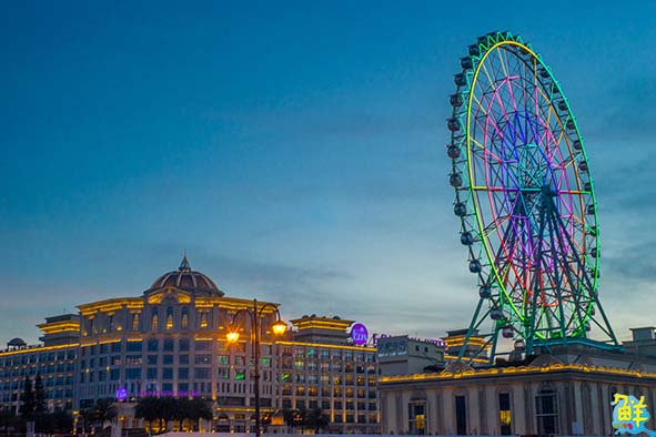 義大遊樂世界8月14日2人同行價777元 極限挑戰大膽告白抽住宿券精品短夾