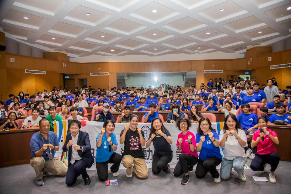 激勵學子勇敢追夢！奧運銅牌拳擊手陳念琴蒞臨嘉藥 