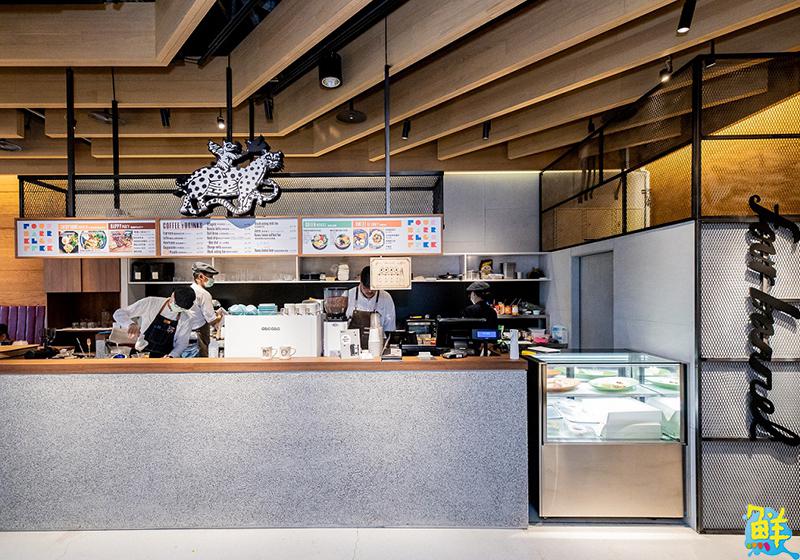 全新24小時書店誠品信義店 輕鬆融入閱讀生活