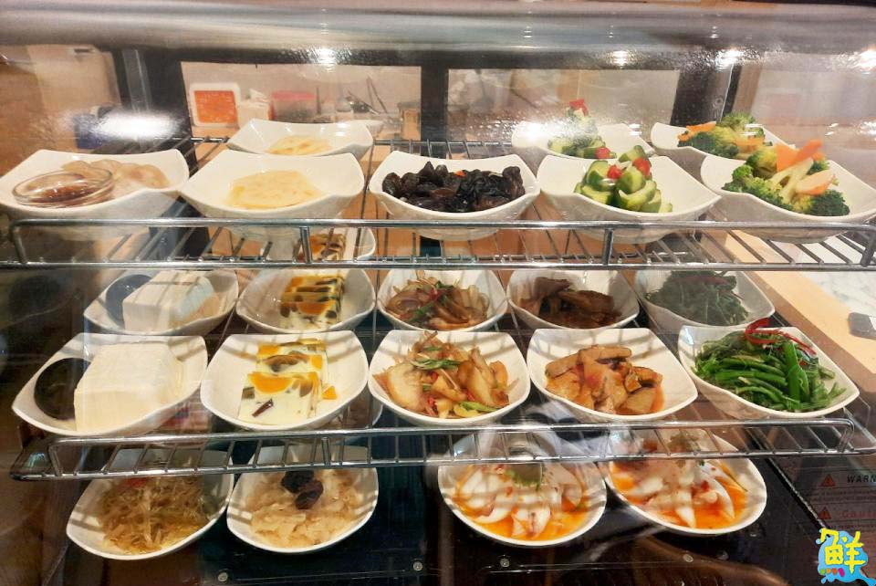 享受美好食光! 左營區必訪美食 「餓呆E Dai Noodles」 暖心暖胃ㄟ家常料理