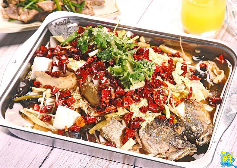 賓士KTV高雄台鋁店 試營運熱烈開跑中