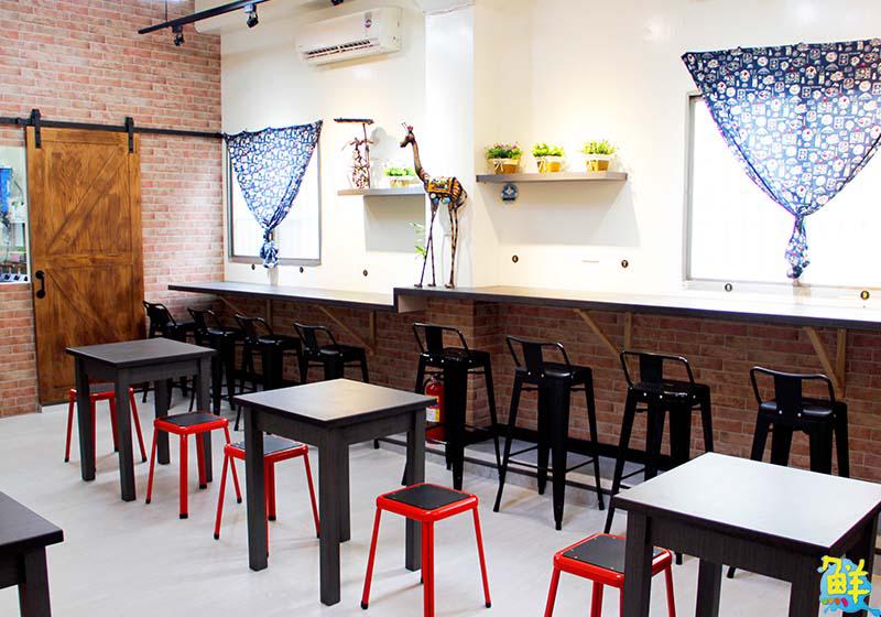 高雄創意鍋燒始祖 呷飽飽創意鍋燒麵 二代店強勢登場 真材實料 百變風味 燃燒你的味蕾小宇宙