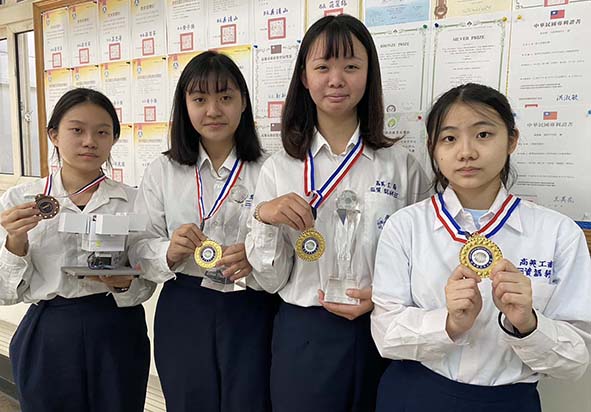 高英工商資訊、汽車科5應屆畢業生 特殊選才錄取3所國立大學