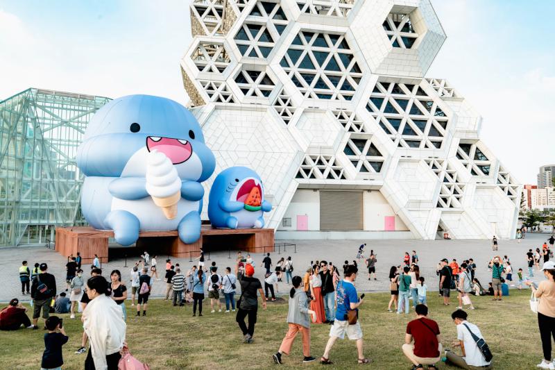 文化局「海洋派對‧高雄聯萌」巨型裝置展演倒數 快閃店9月17日同步熄燈