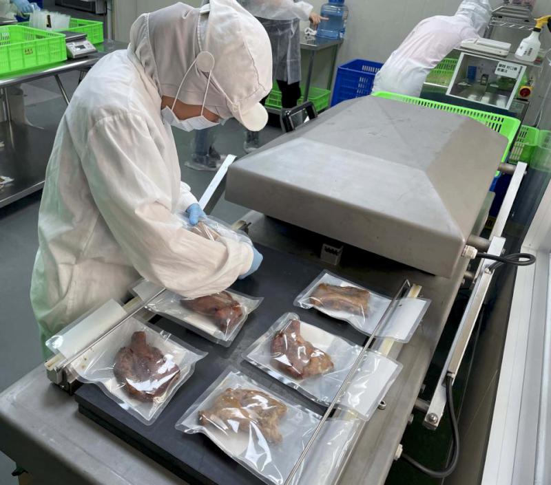 喜憨兒愛點心鮮凍食品新推露營組合餐 同步推薦烤肉必備料理