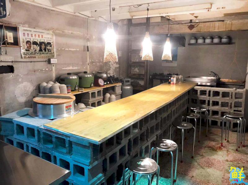 網友瘋傳!台灣最強牛肉拌麵&雞飯 高雄「臺灣麵‧雞飯」 紅羽土雞與台灣古早味的絕妙結合