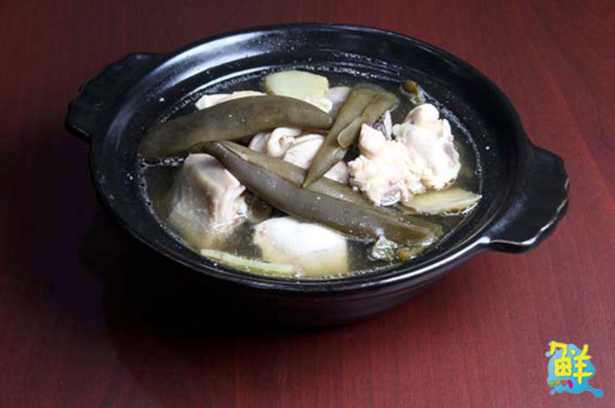 全新開幕 暖身進補最佳選擇 超過20種百元燉煮煲湯 玖玖迷你土雞鍋