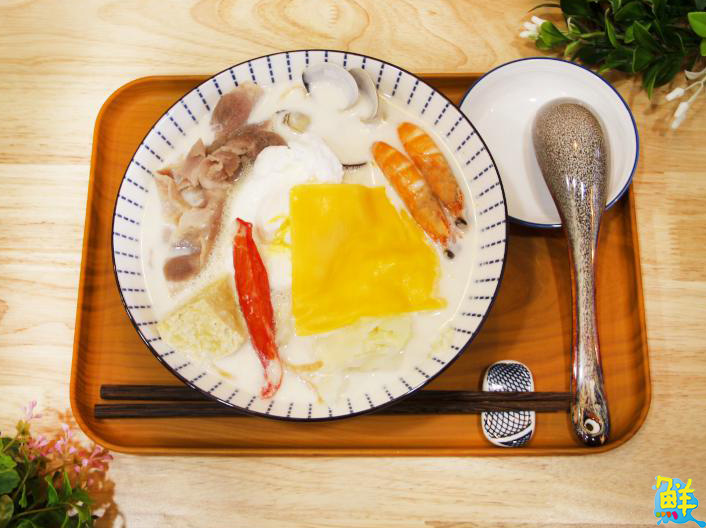 北高雄鍋燒霸主 搞一碗職人鍋燒 鮮甜湯頭澎派好料 命定款鍋燒就是它!