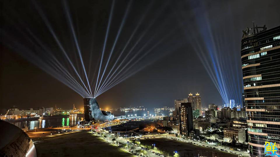 高雄地標!百元消費 百萬美景 百萬港景咖啡廳 在咖啡香中品味高雄之美