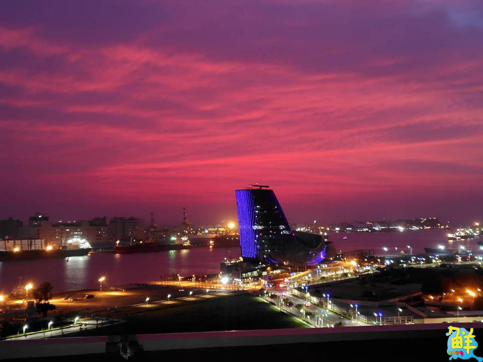 高雄地標!百元消費 百萬美景 百萬港景咖啡廳 在咖啡香中品味高雄之美