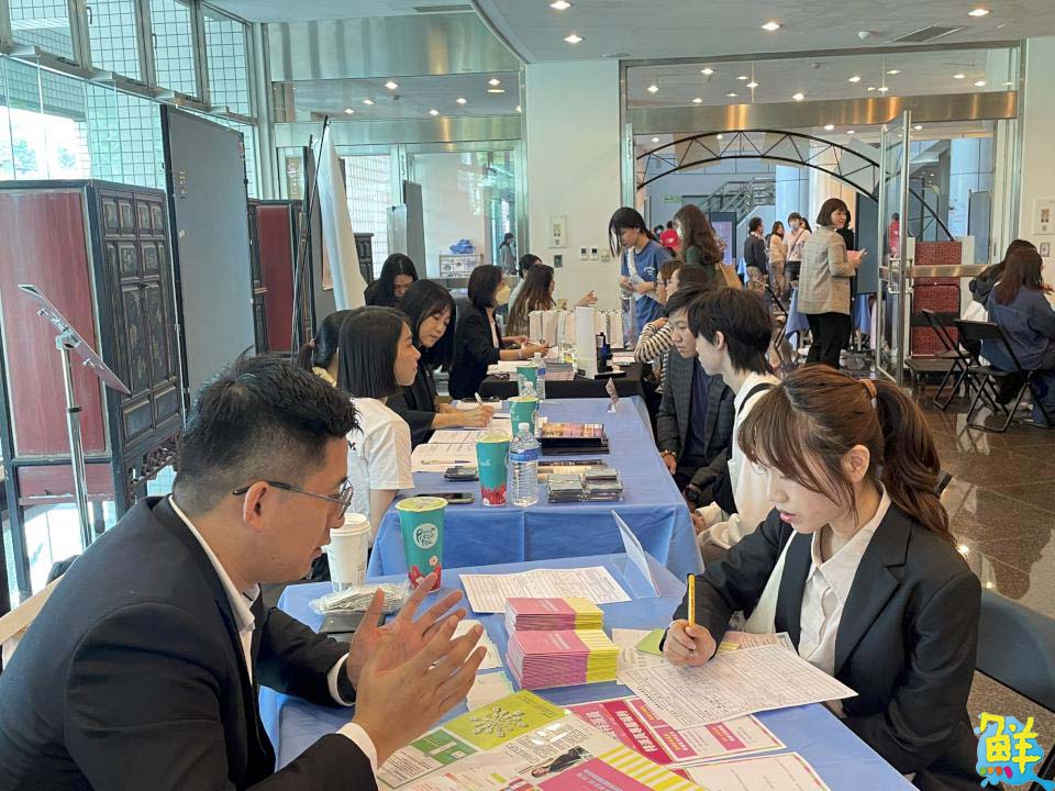 嘉藥粧品就業實習媒合 吸引廠商跨海徵才