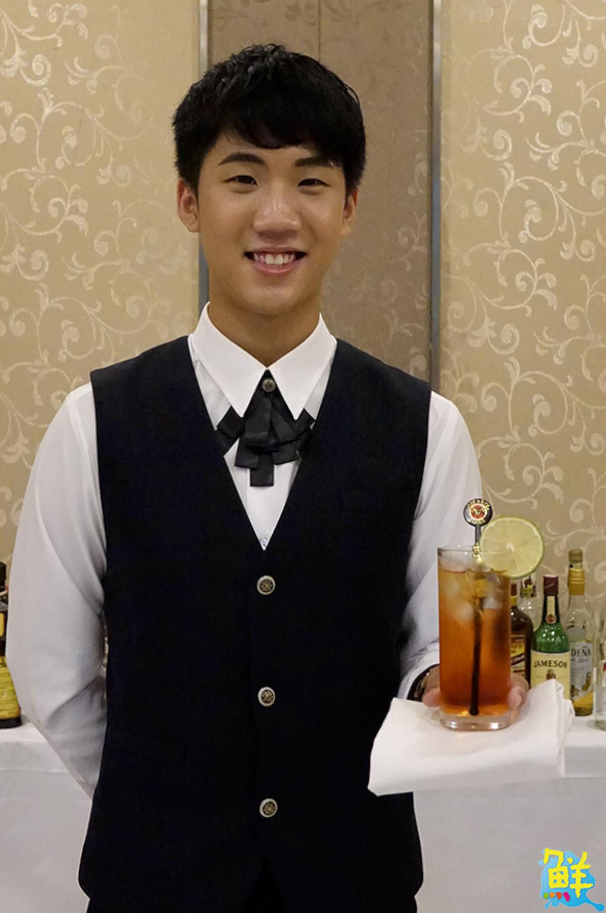 五度挑戰勞動部全國技能賽 高市中山工商餐飲科校友顏子軒摘金圓夢