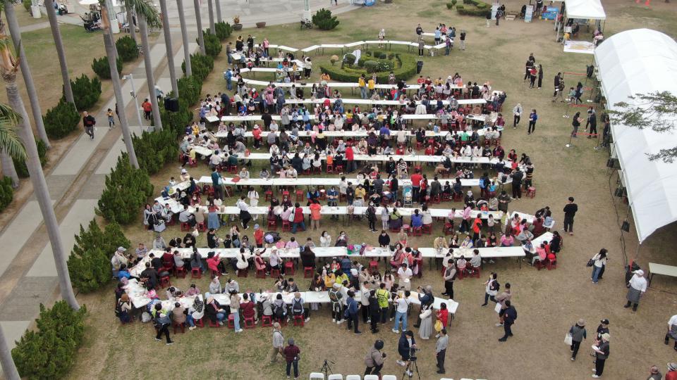 高雄米食節 蛇(什)麼都好吃 中央公園成為熱鬧的米食博覽會