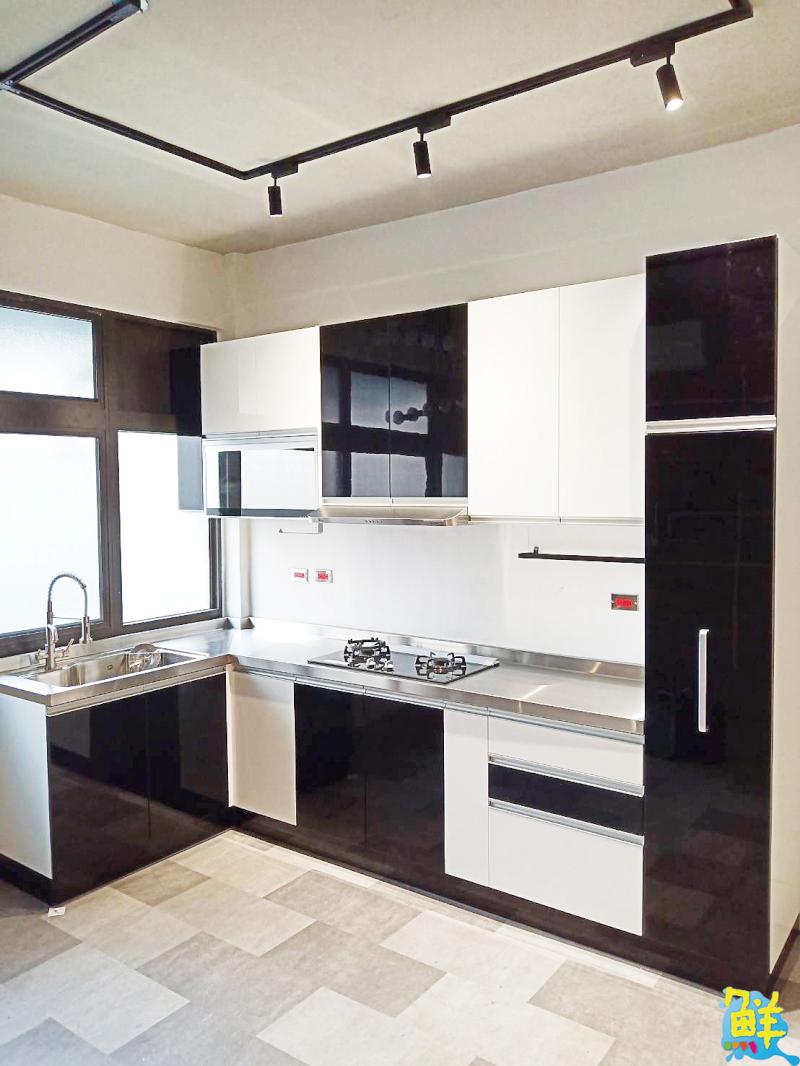 廚房空間魔術師信誠廚具 品質為上 誠信為本