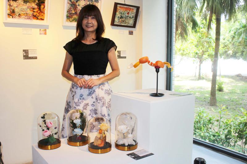 花苑京文藝學會、圳石文創開發與花共舞流浪動物公益展 部分義賣所得挹注流浪動物