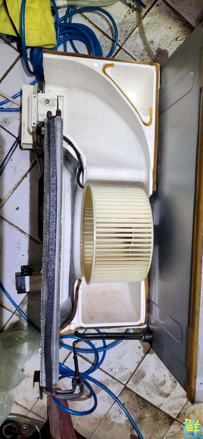 迎新年幫冷氣洗個澡吧! 交給B象限最專業 現場拆洗眼見為憑