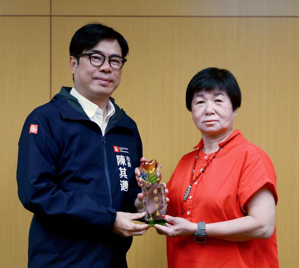 民政局113年孝行獎評選10組楷模 陳其邁市政會議表揚