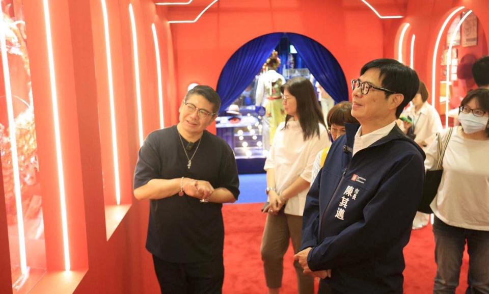 陳其邁賞藍寶石大歌廳《秀場傳奇》故事展 盛讚在地娛樂產業發展成就不少藝人