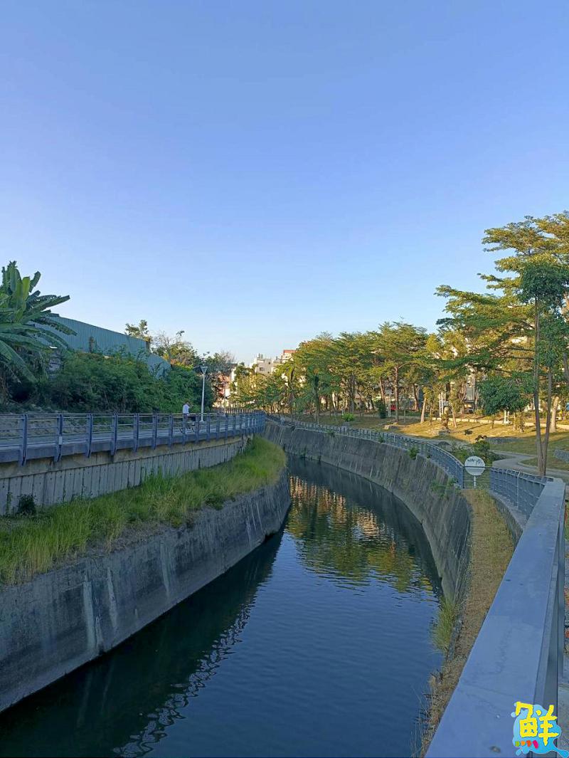 舒適安全遊愛河!愛河上游欄杆及照明整修工程如期完工