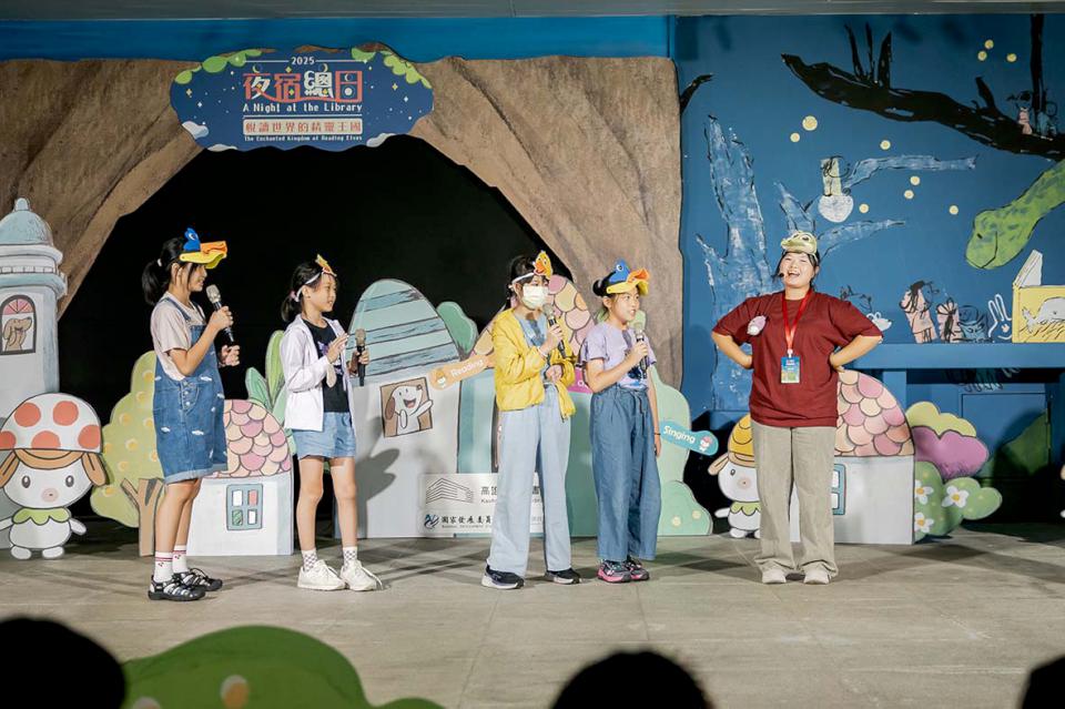 高市圖夜宿總圖《悅讀世界的精靈王國》 抽選48名孩童參與26小時體驗活動