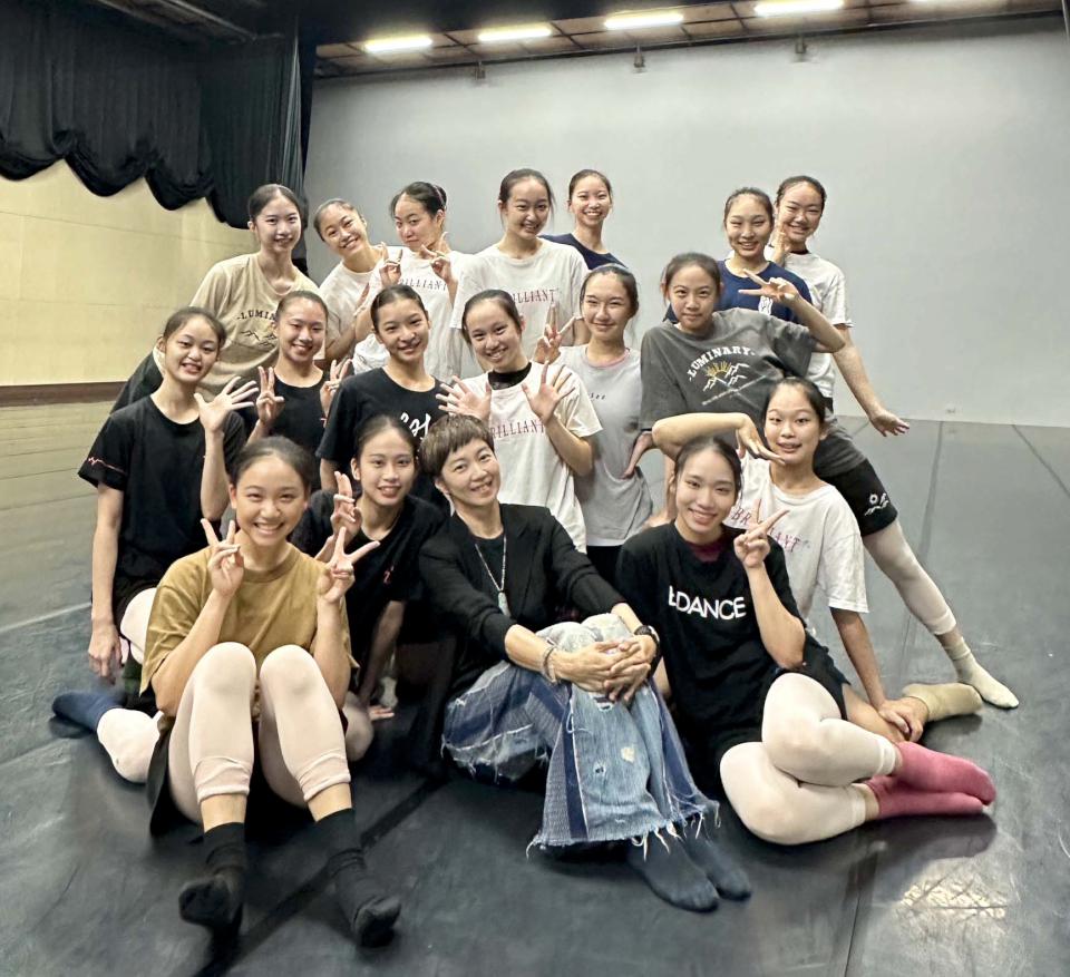 高市左營高中教師范瀞文舞動20年陪伴學生自信成長 榮膺114年教育部師鐸獎