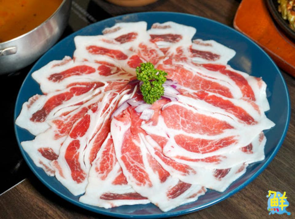 驚!直擊日本正宗口味 就在高雄美麗島 神戶亭壽喜燒289元起吃到飽