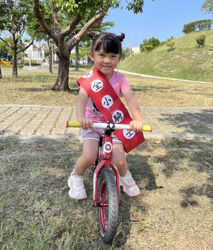 高市路竹幼兒園設計交通安全第一系列活動 前進岡山河堤公園模擬上路情境