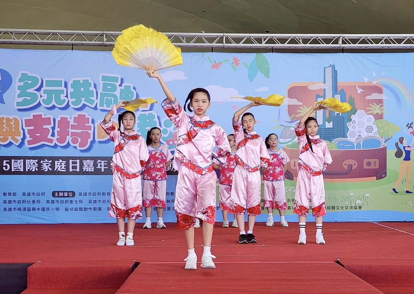 教育局家教中心前進衛武營 嘉年華系列活動歡慶515國際家庭日