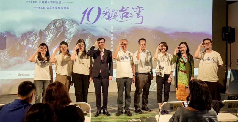 已故導演齊柏林《看見台灣》10週年攝影巡迴展 高市駁二蓬萊B3、B4倉庫邀賞