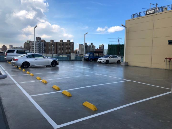 高市農業局新建十全立體停車場 補強果菜批發市場攤商停車空間