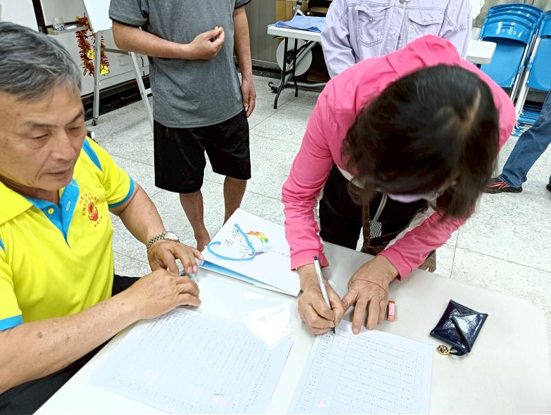 高市明燈慈善會攜手獅子會 跨海捐贈澎湖5鄉1市邊緣戶禮券