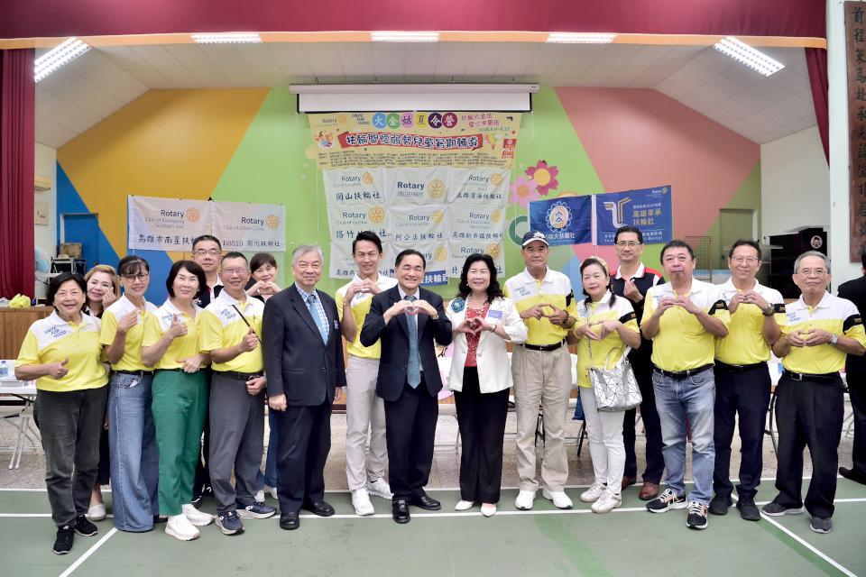 高市阿公店扶輪社等14友社合辦114年火金姑夏令營 岡山區8校115國小生參與