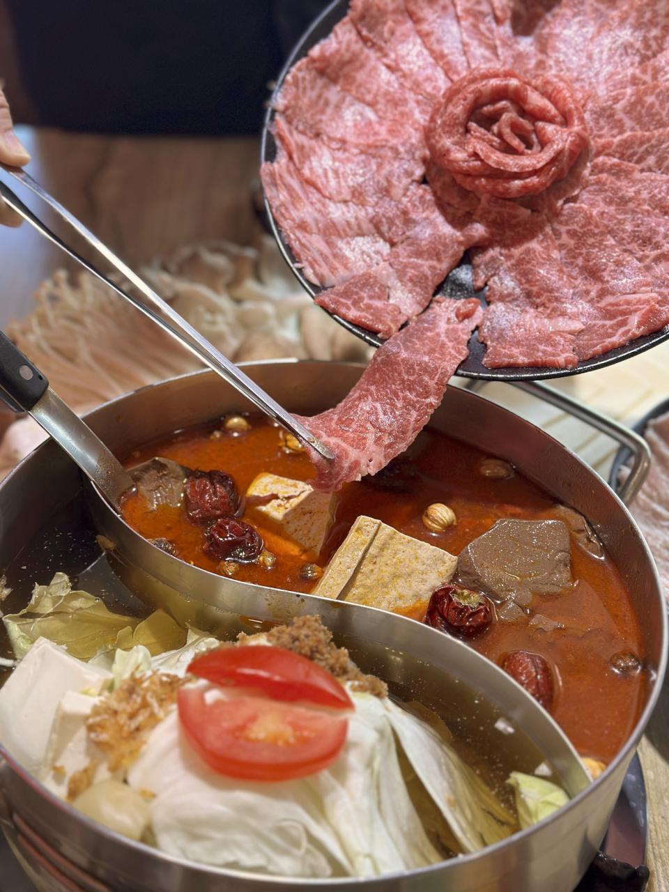 高雄人有口福了! 星野肉肉鍋和汕頭泉成沙茶潮鍋11月起陸續展店