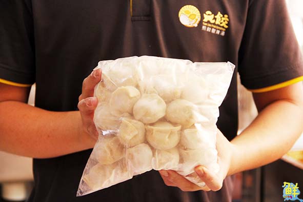 元餃-煎餃、酸辣湯專賣店  創新獨家口味  皮薄餡足肉汁多