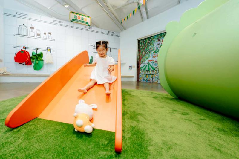 高雄內惟藝術中心親子展廳「蔬菜樂園」藝術教育展 匯集藝術家取材蔬菜設計創