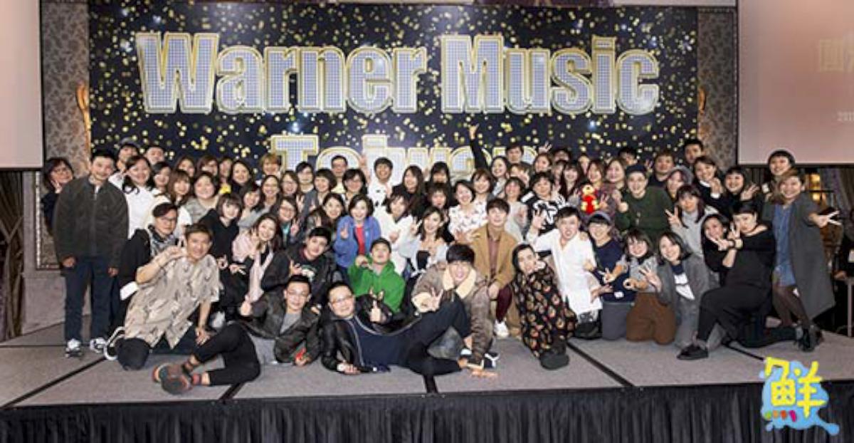 華納音樂2017年尾牙 現場星光熠熠華納 四大天王重甩千萬 華納音樂大中華區總裁陳澤杉豪氣再加碼300萬 總獎金達1300萬